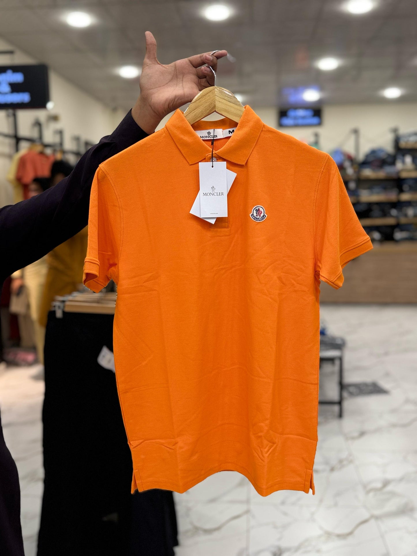 pique polo moncler design