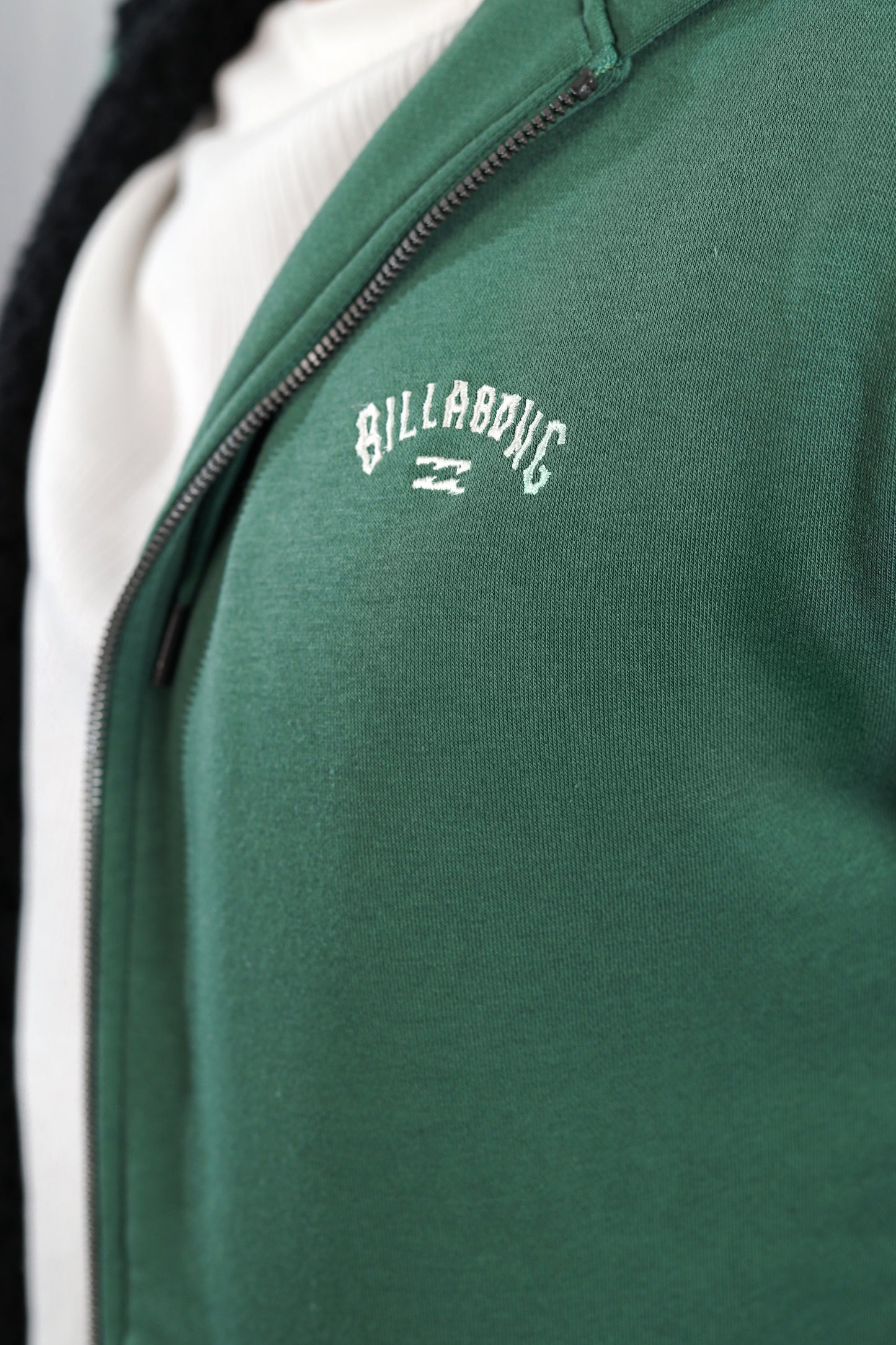 Green-Billabong-Hoodie-08