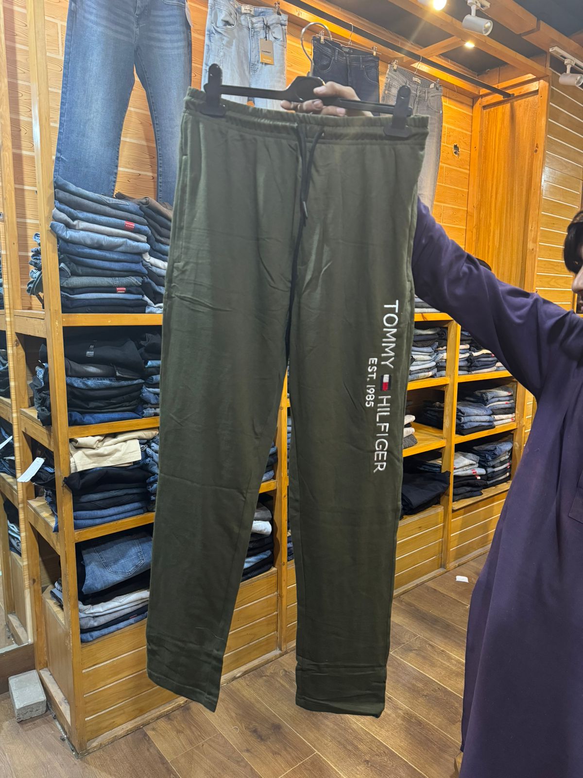 Tommy-Trouser-Olive Green