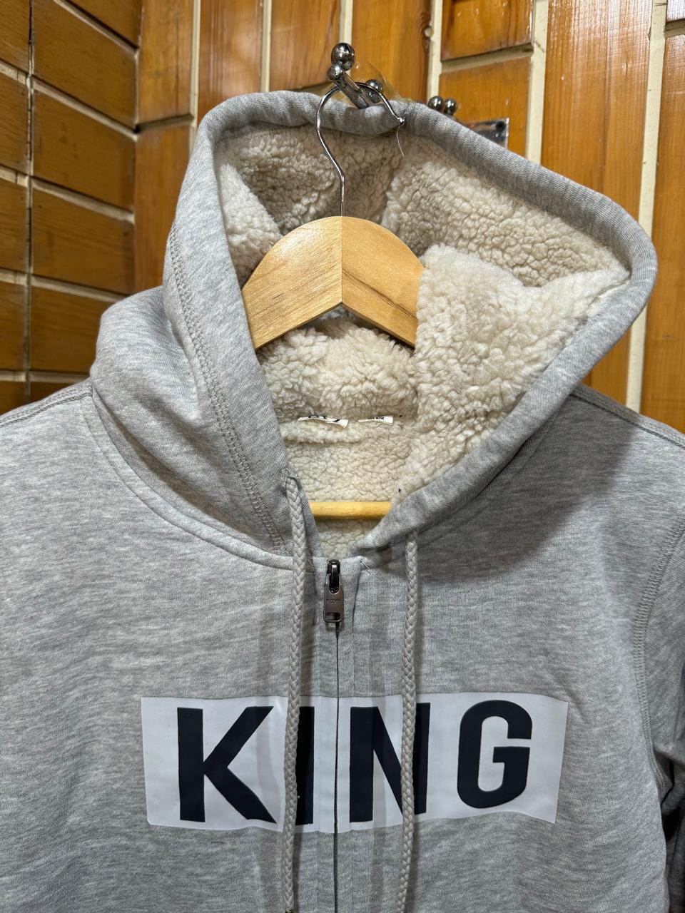 Grey King Fur Hoodie-03