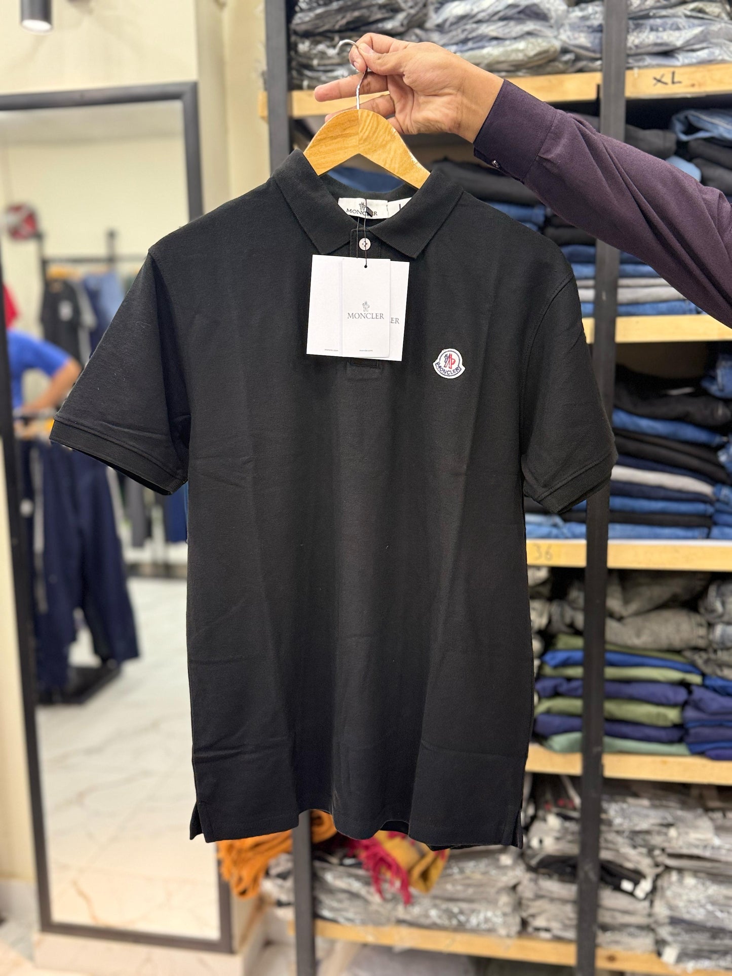 pique polo moncler design